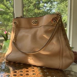 Coach Turnlock Edie Tan Pebble Leather Shoulder Bag